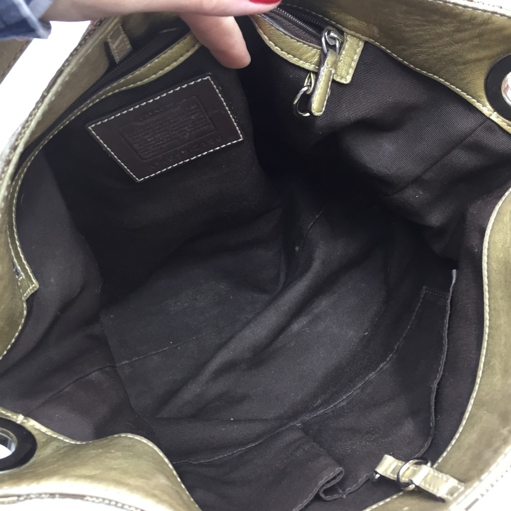 Coach Canvas Signature Shopper - Picture 7 of 8